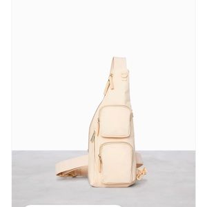 Beis The Survival Sling NWT